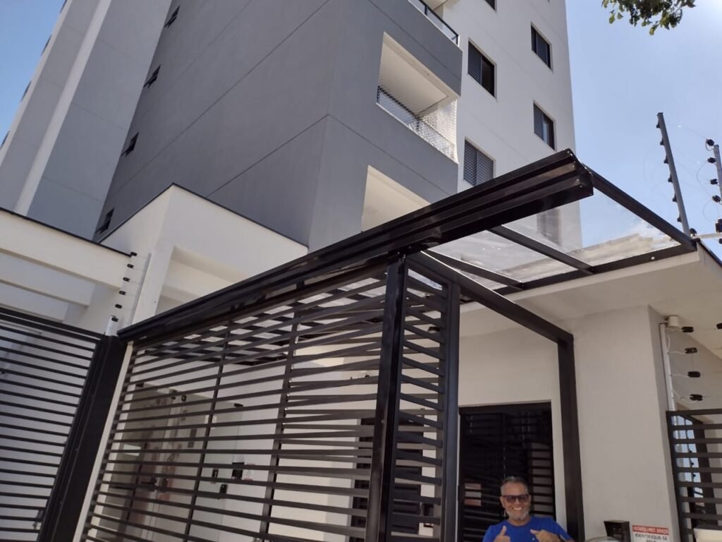 Instalação de Cobertura em Policarbonato 7 cobertura em policarbonato 5